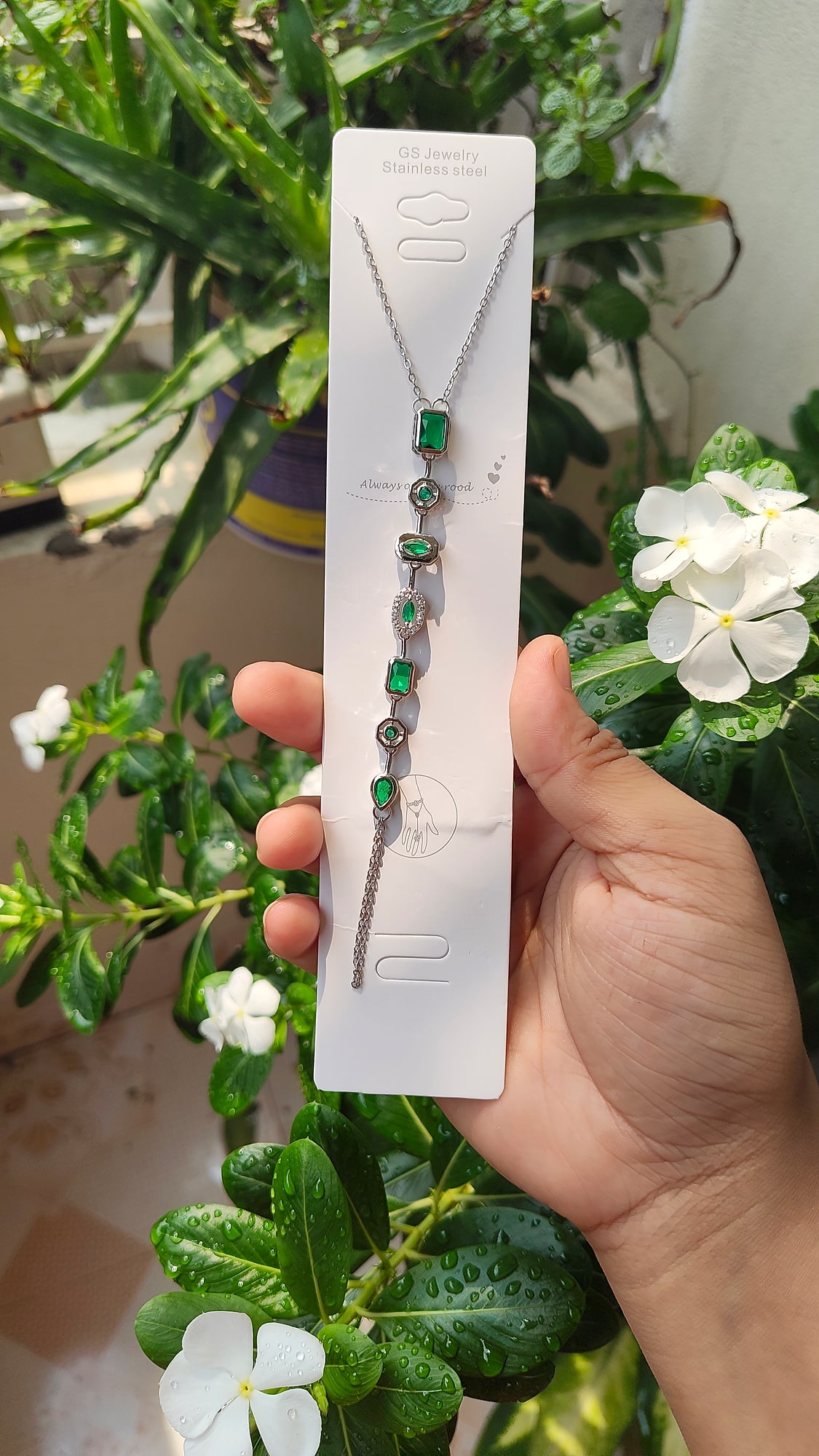 Emerald Drop Lariat