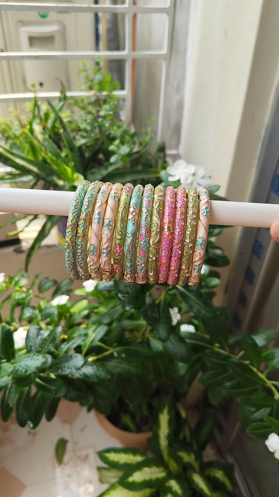 Meena Glass Bangle Set - Image 3