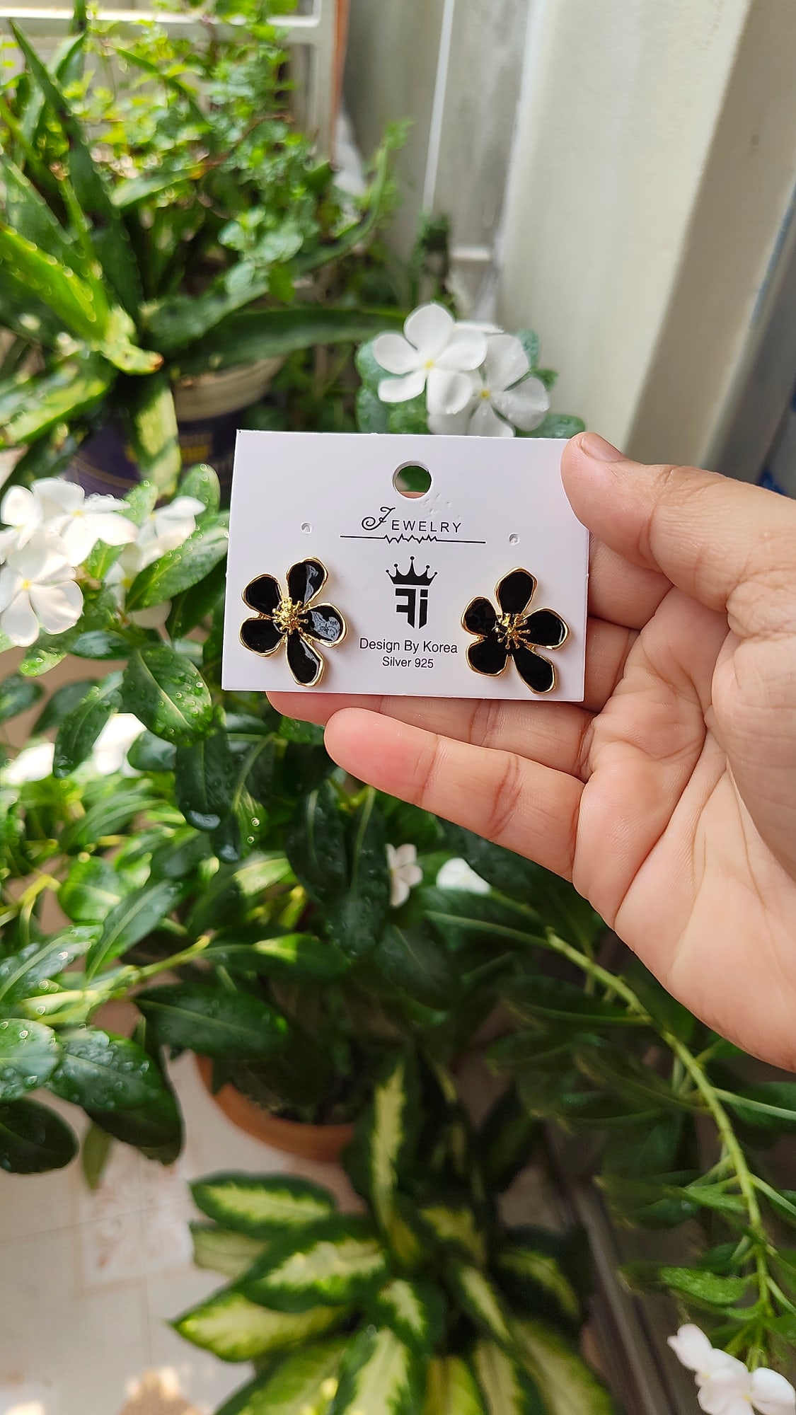 Noir Flower Studs - Image 2